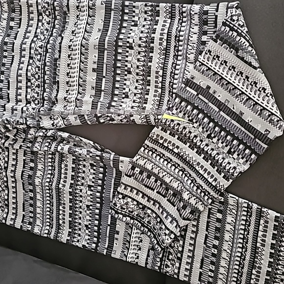 Nike Dri-Fit Leggings - Picture 6 of 7